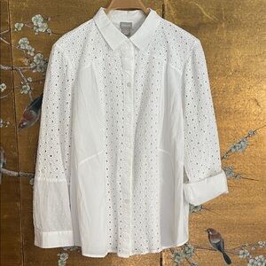 Chico's like new, 100% cotton eyelet top/ light jacket, size 16-18